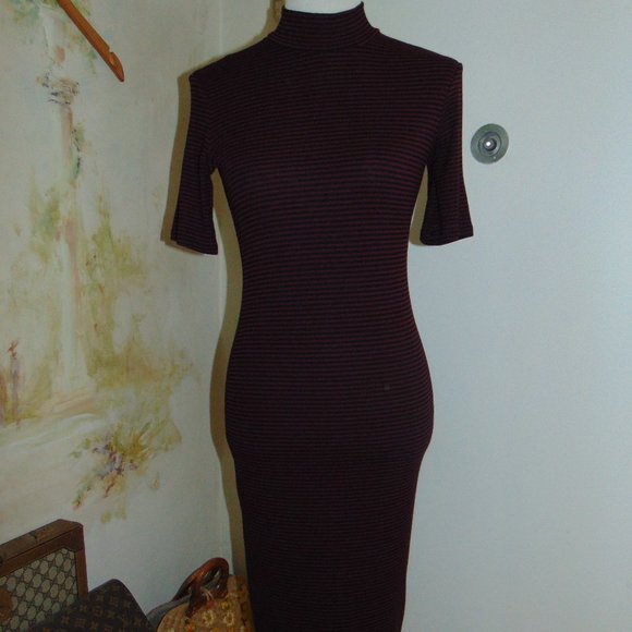 Forever 21 Burgundy Black Striped Knit Sweater Medium Fitted Dress Short Sleeve - Picture 1 of 12